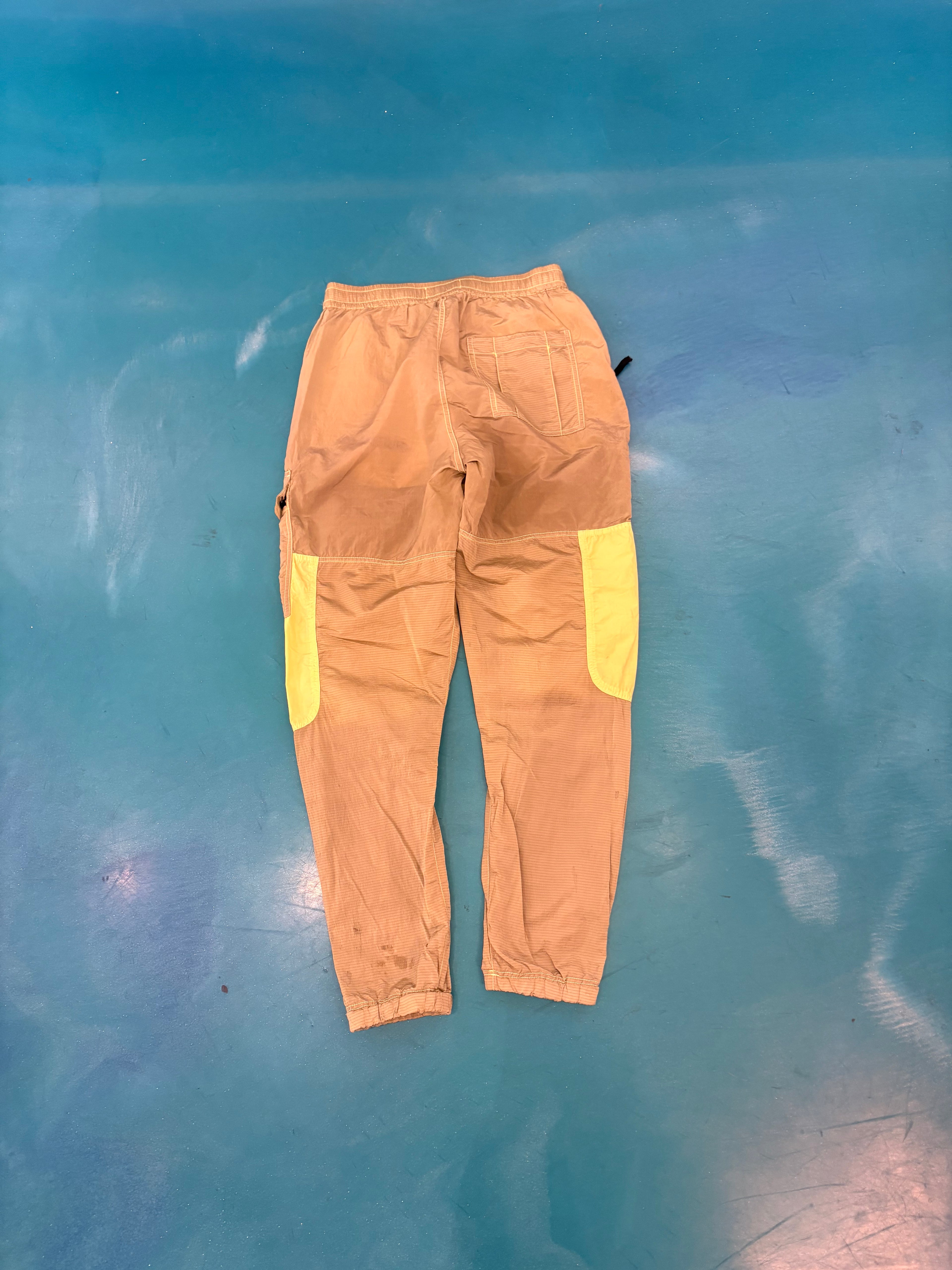 Stone Island Nylon Metal Ripstop Pants Rug