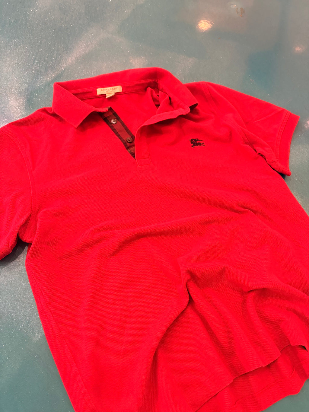 Burberry Red polo (M) D