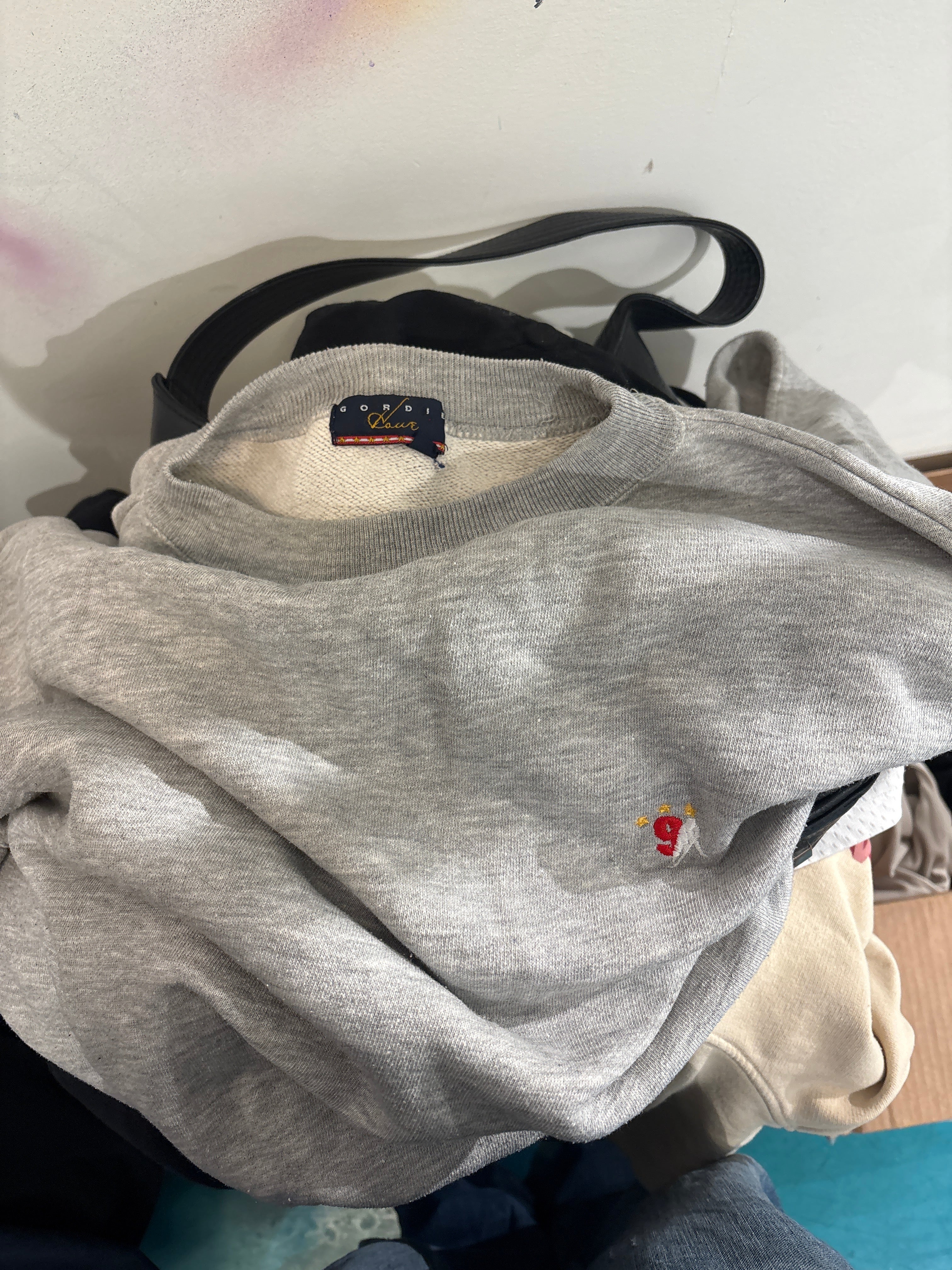 gordie crew neck