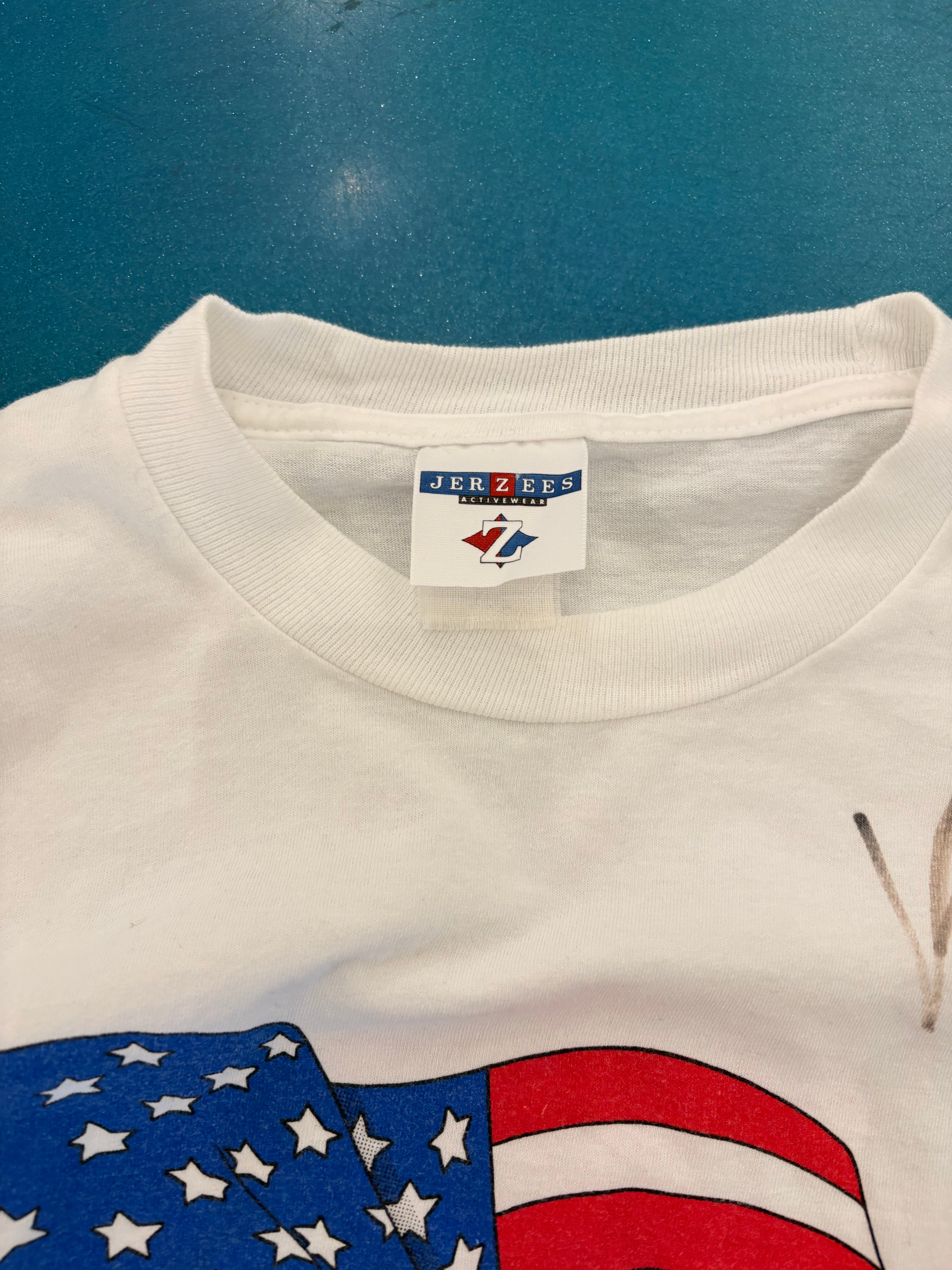 Budwieser Signed T (L)