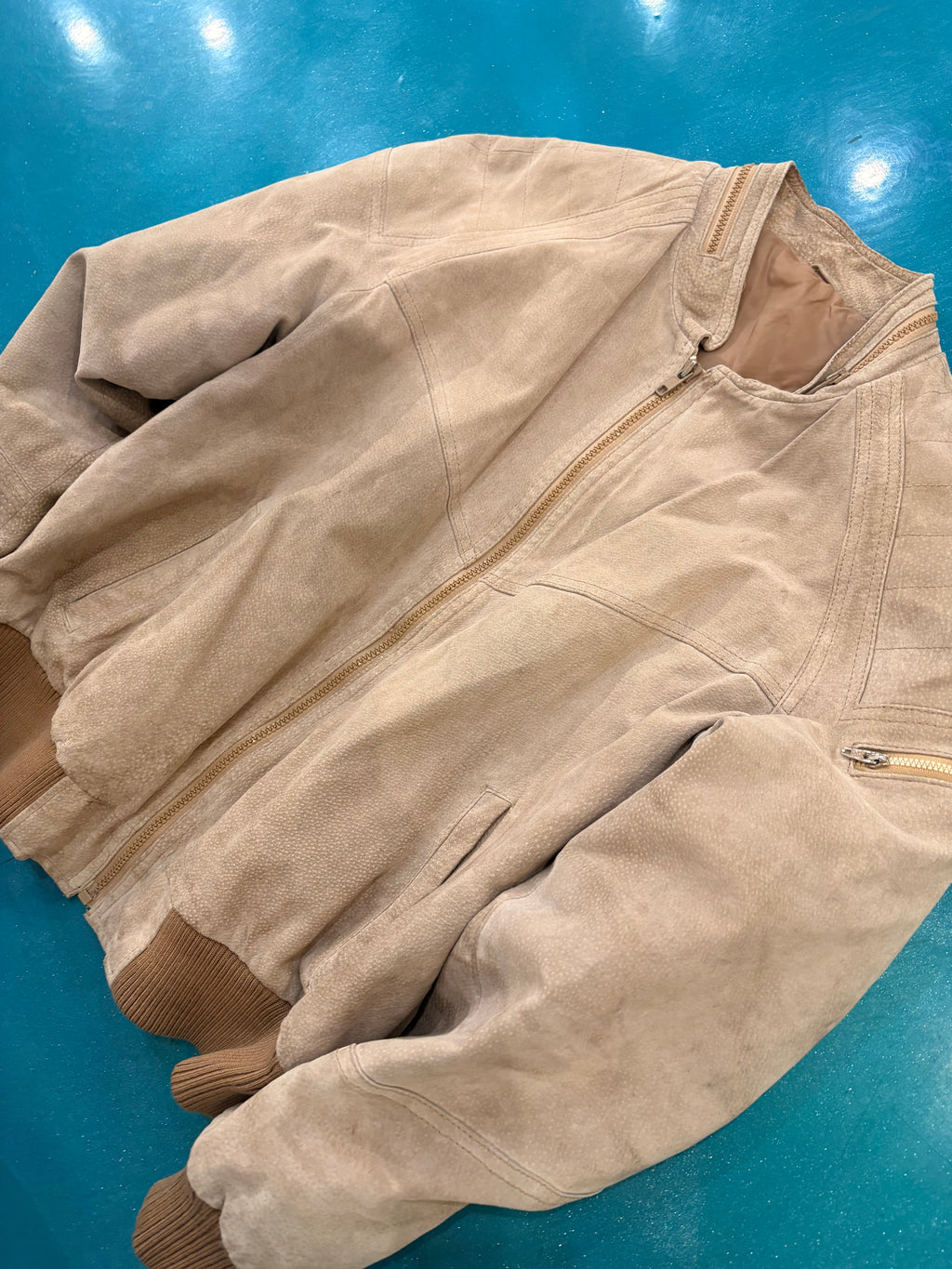 90’s tan leather jacket D