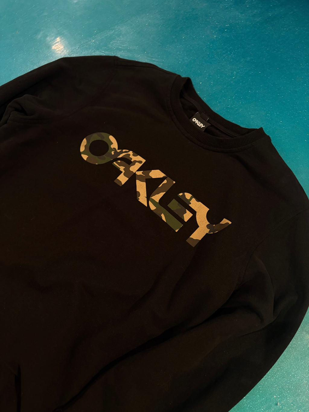 Oakley Camo Longsleeve (M) D