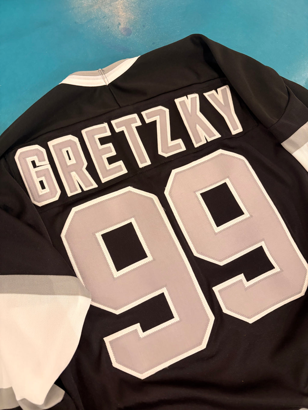 Wayne Gretzky 1983 Jersey (L)