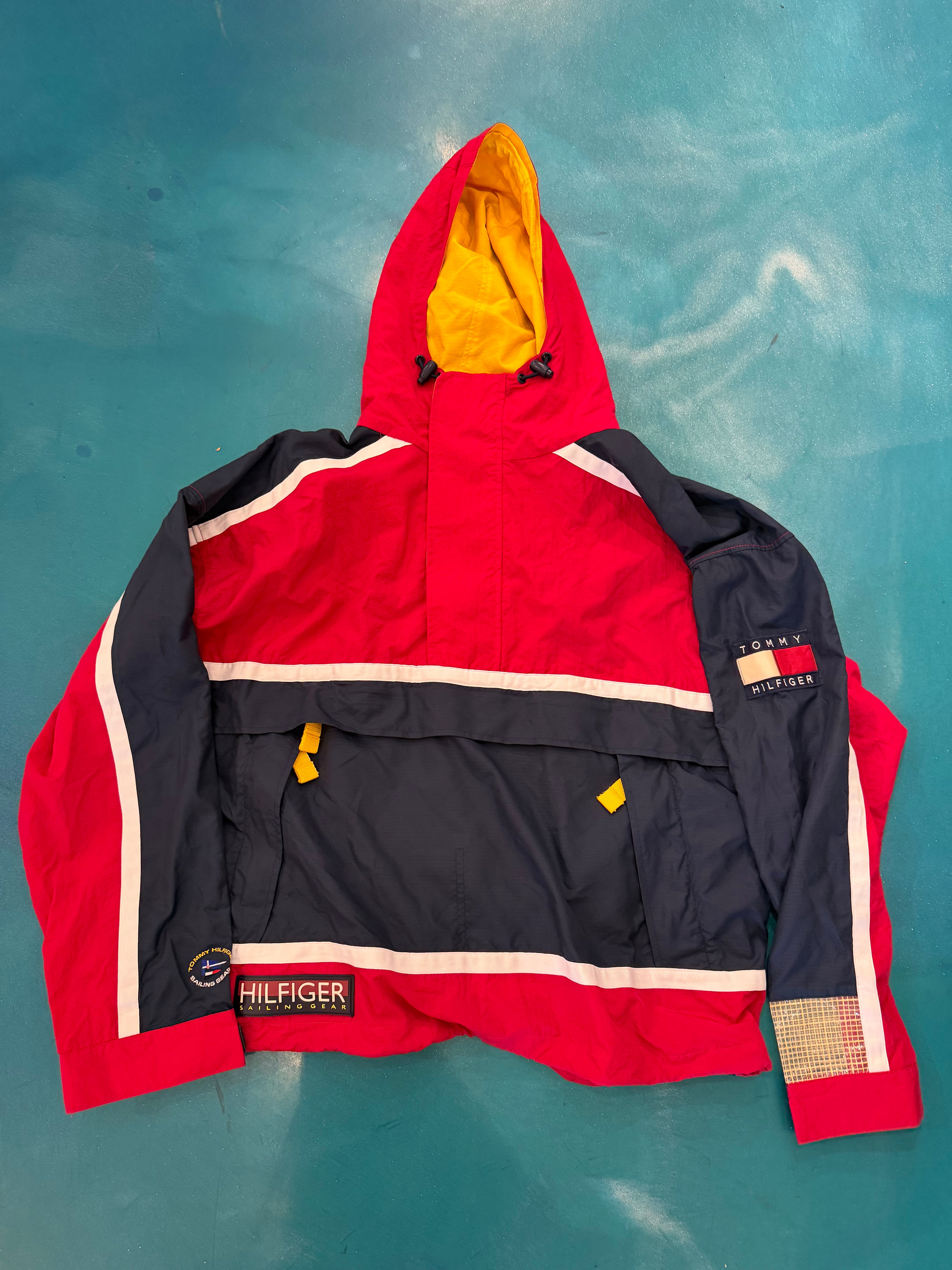 Vintage Tommy Hilfiger Jacket (XL)