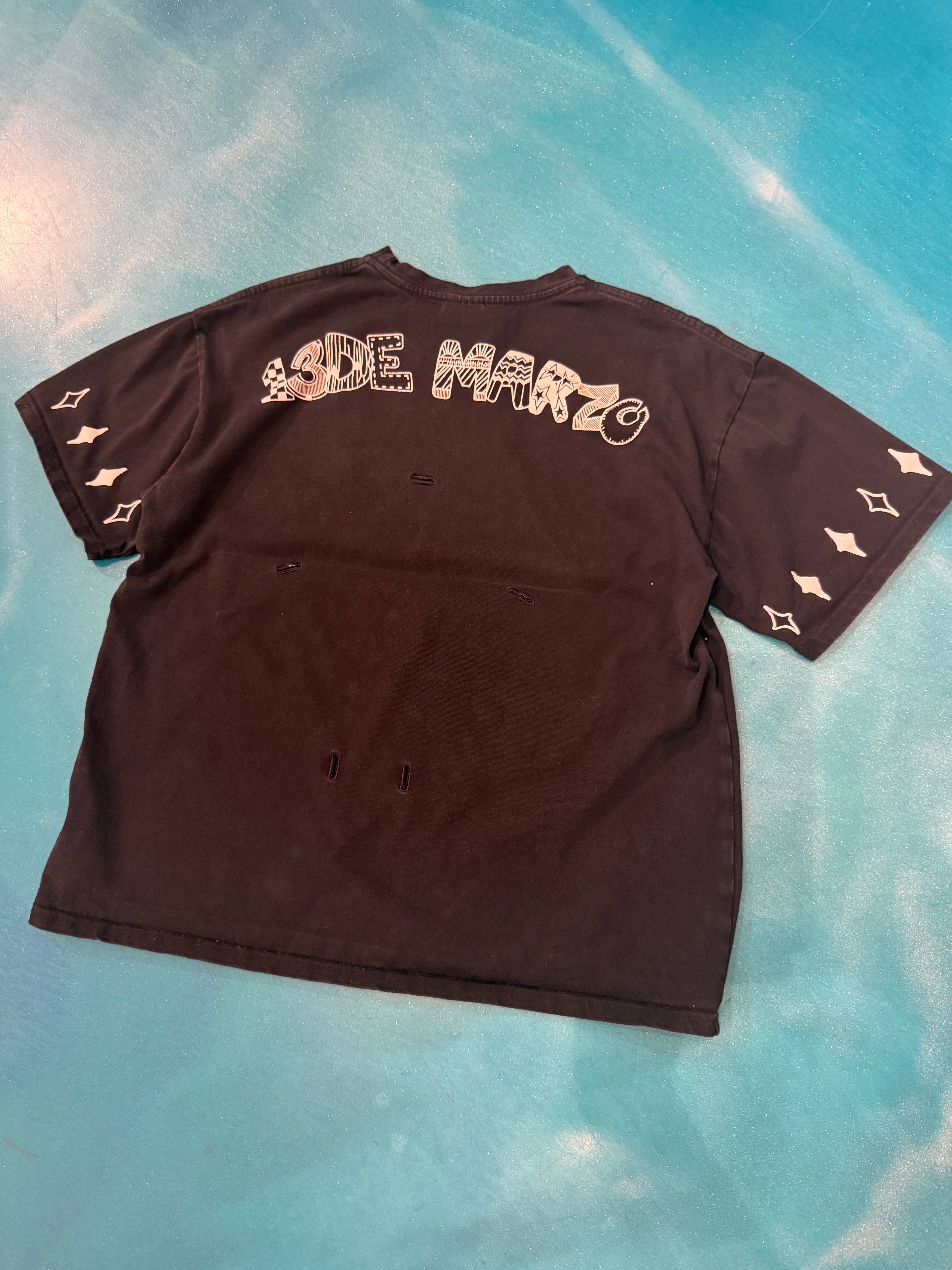 13DE MARZO x SMILEY T-SHIRT