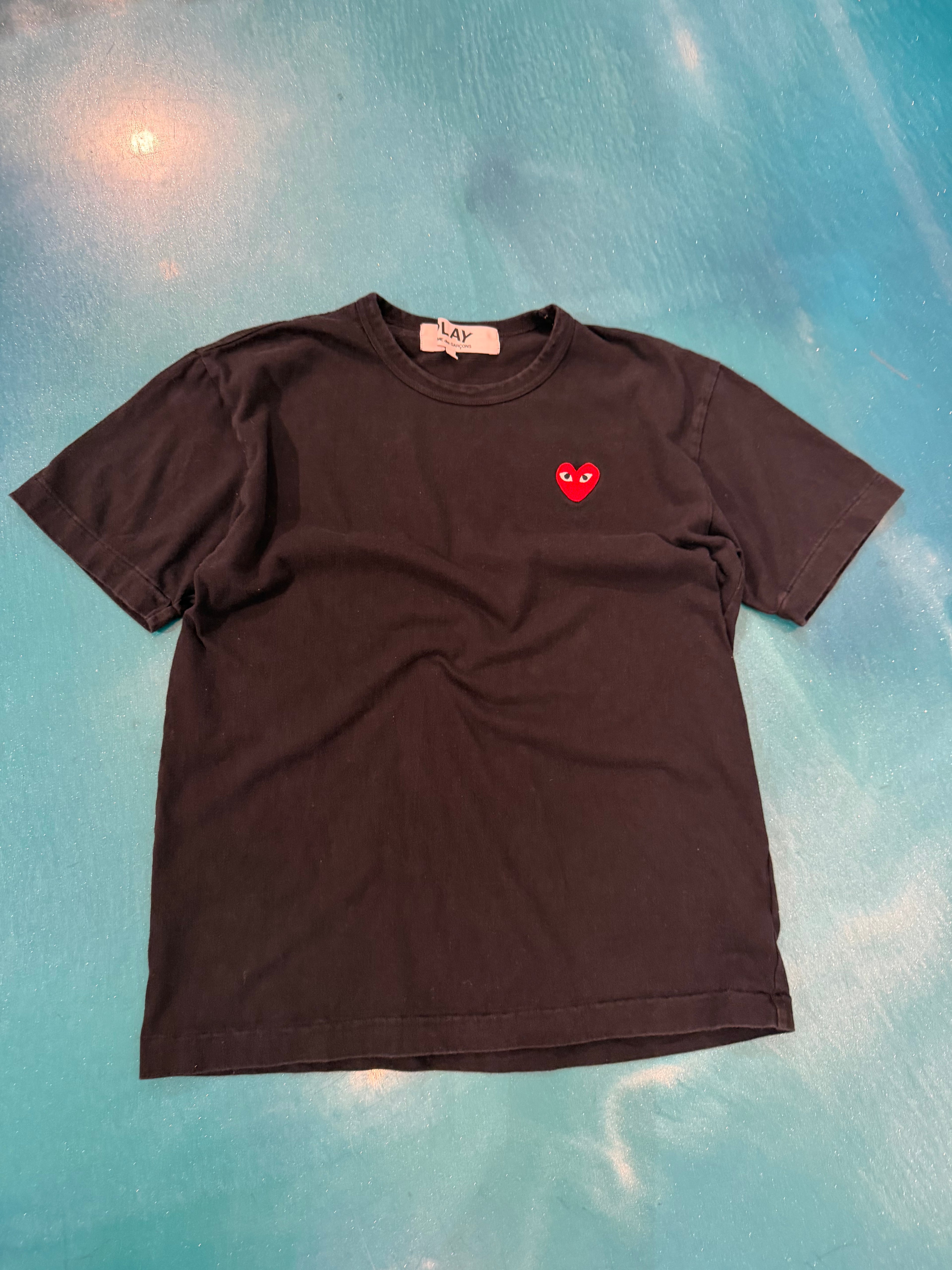 Comme Des Garçons Play T-Shirt (L)