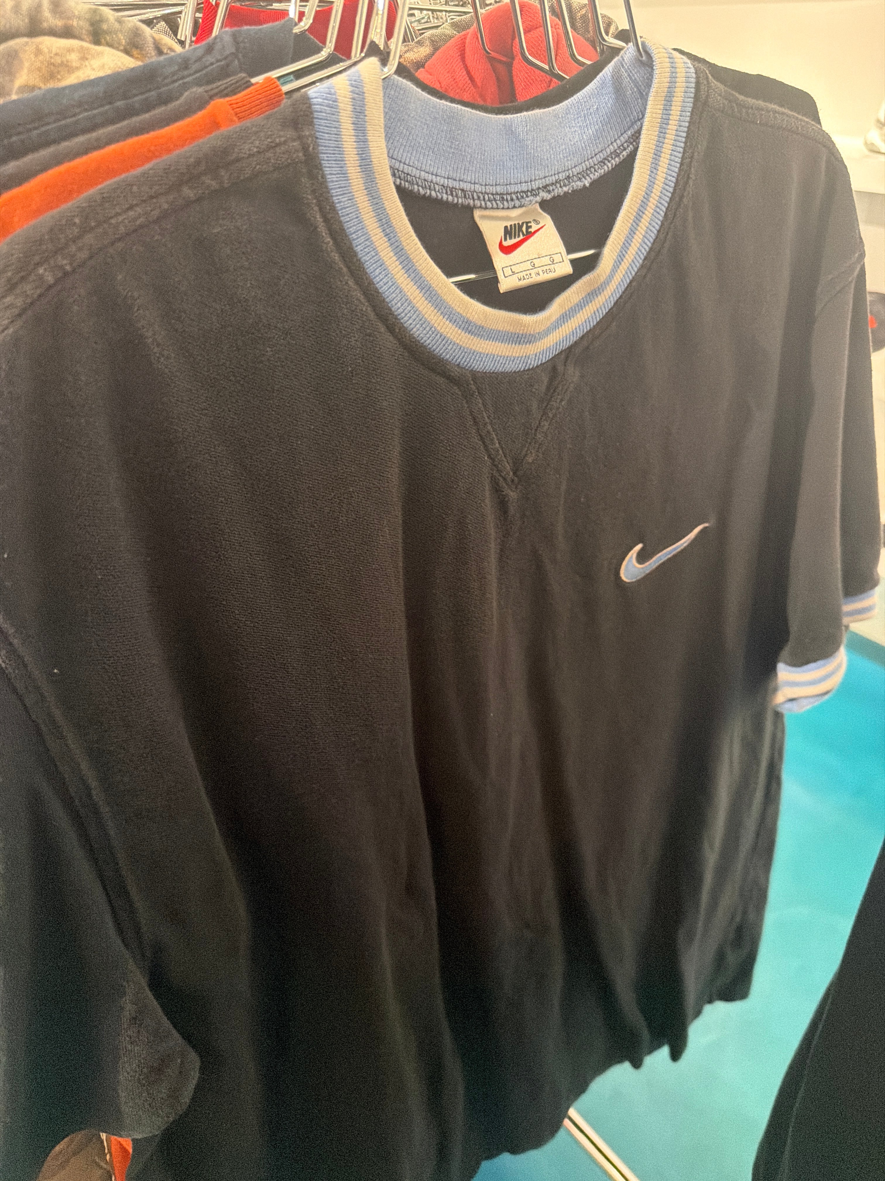 90s Nike Swoosh Tshirt