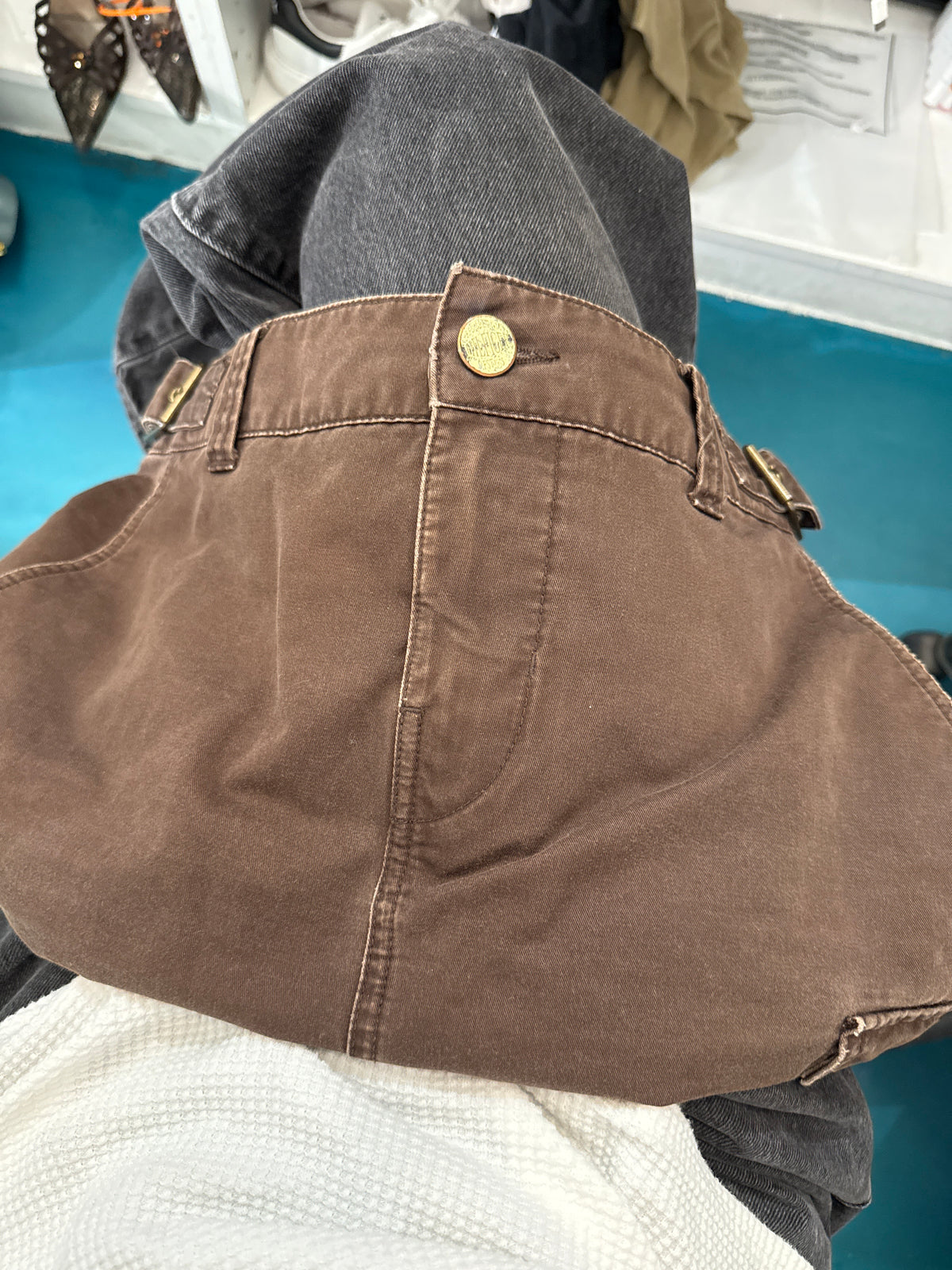 Vintage Tommy Hilfiger Cargo Skirt (11)