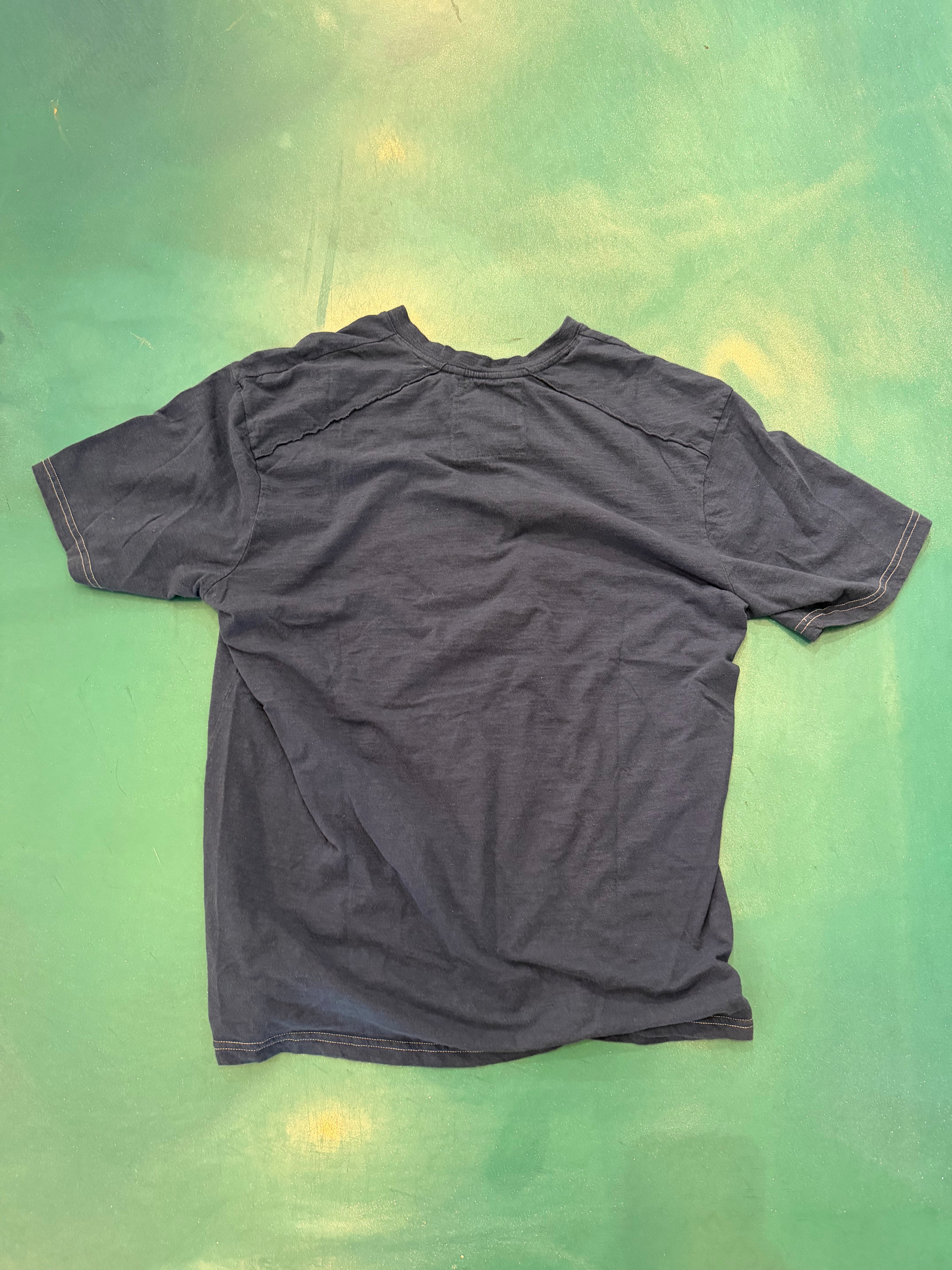 Y2K Guess Tshirt (2XL)