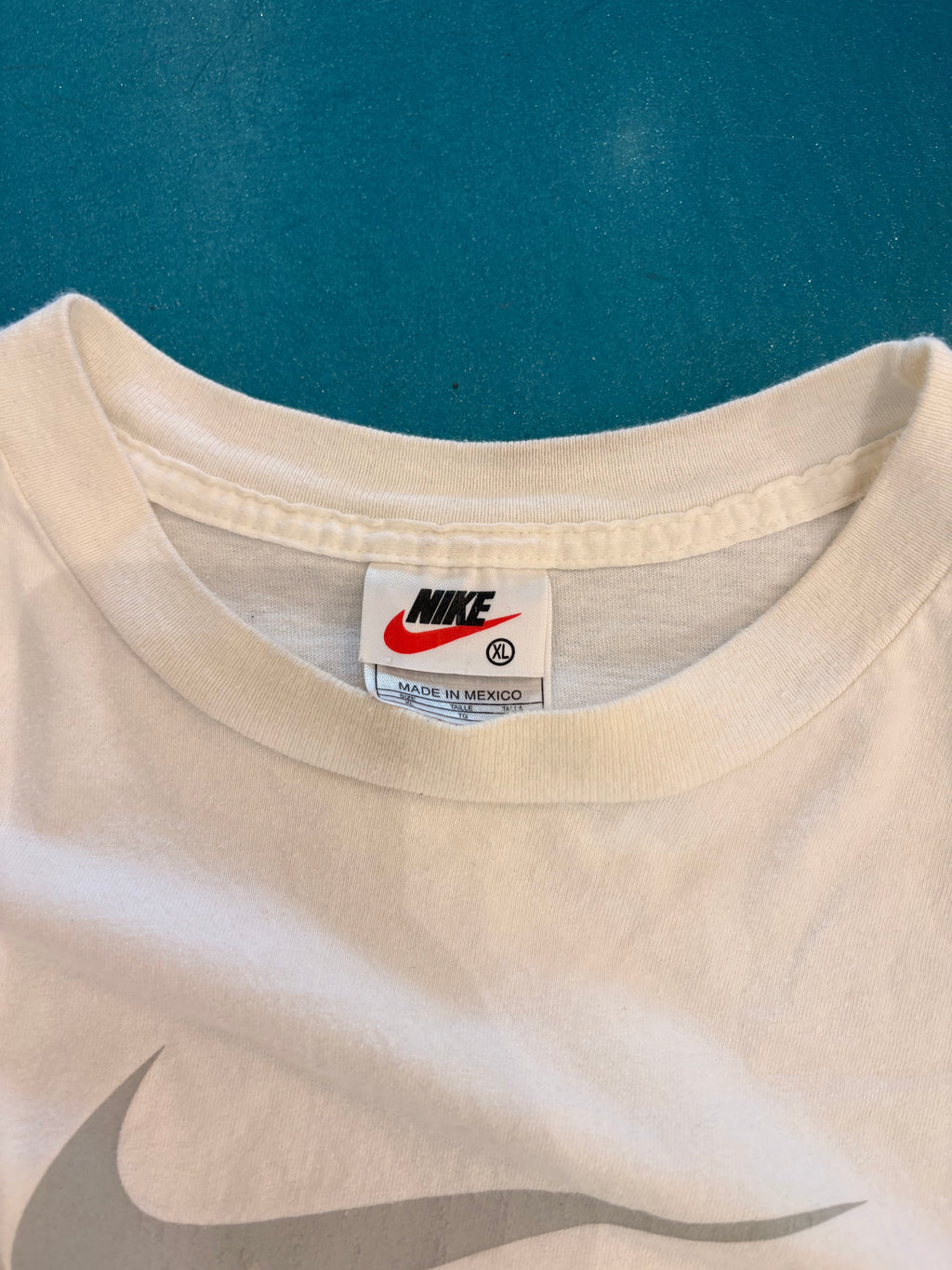 2000’s White Nike T (XL)