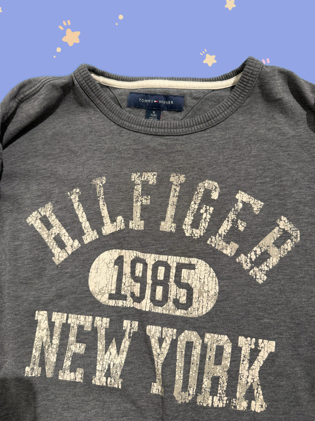 Distressed Tommy Hilfiger Longsleeve (XL)