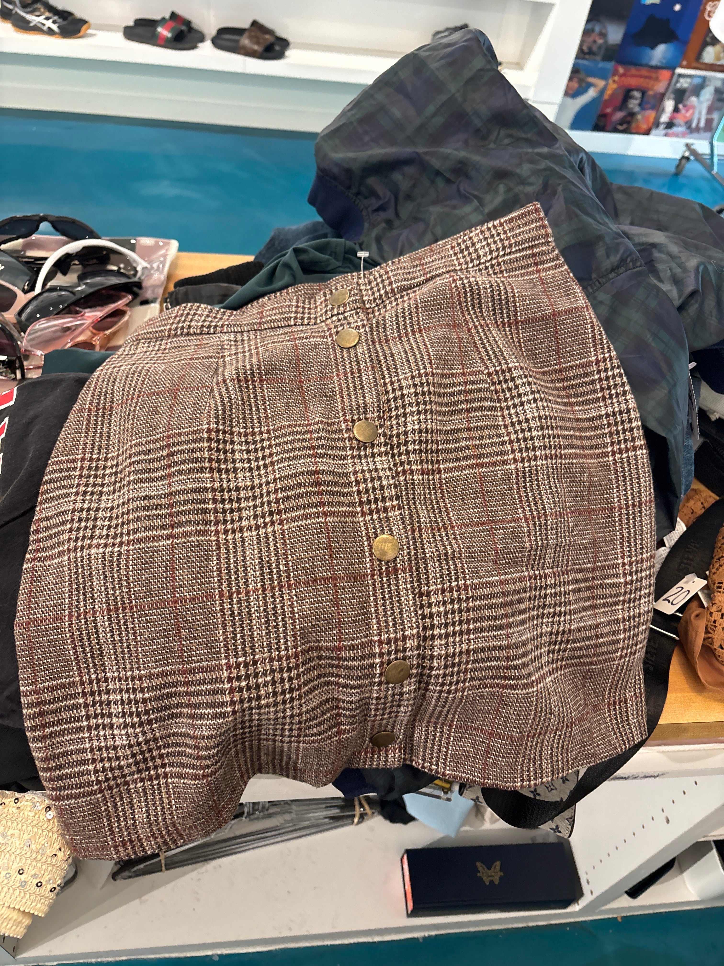 woman’s skirt