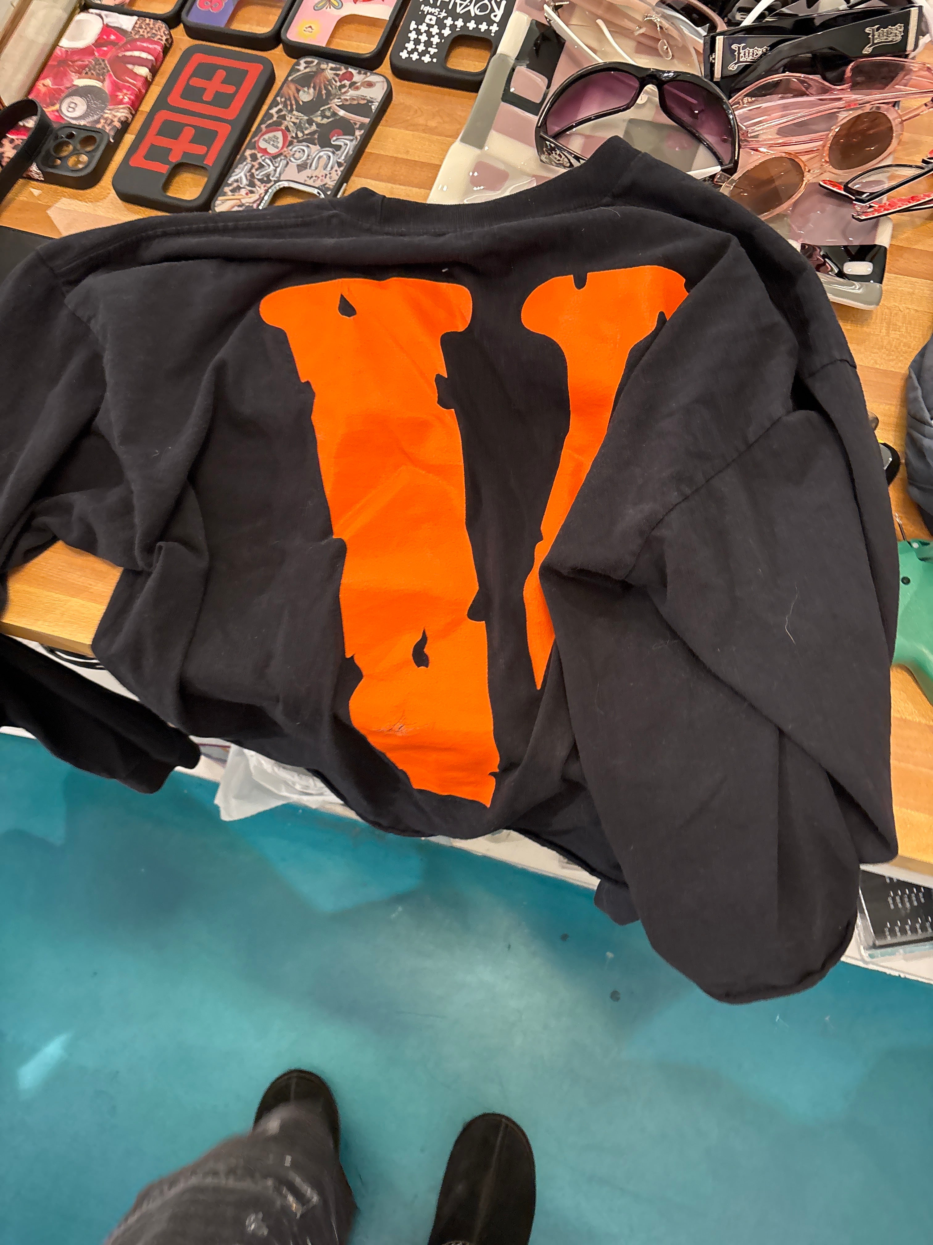 Vlone cropped long sleeve D