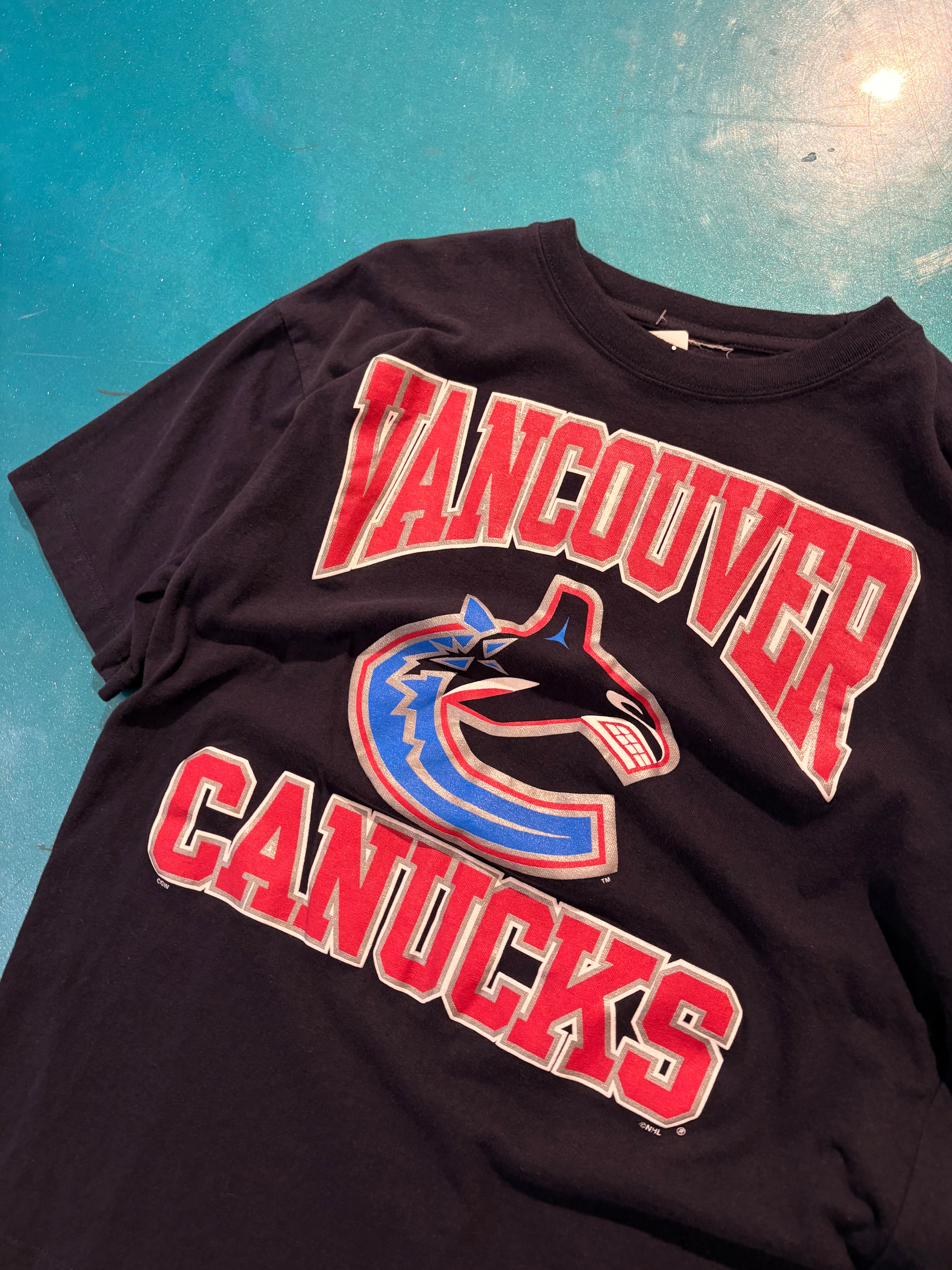 Vancouver Canucks T (L)