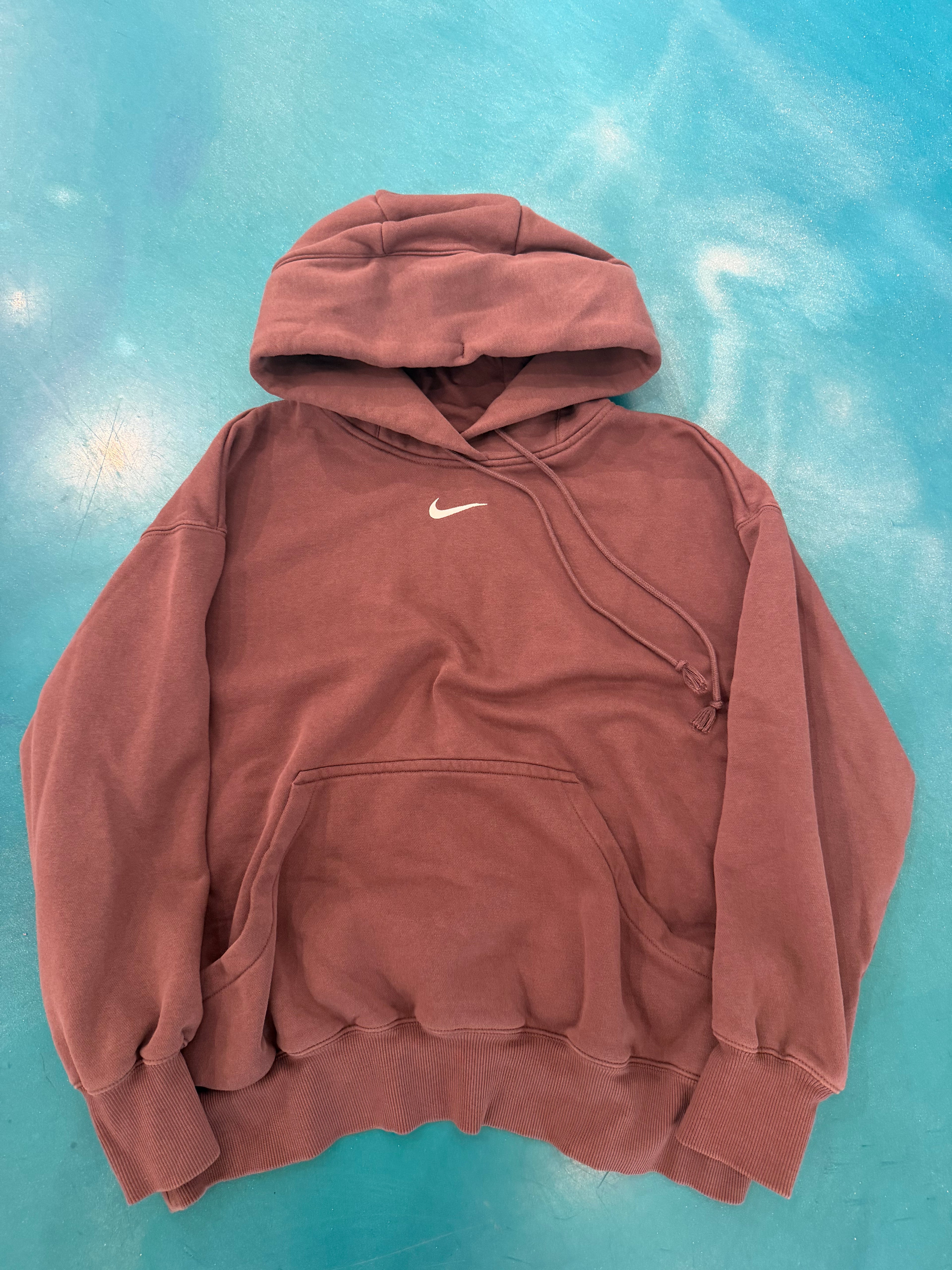 Nike Center Swoosh (L)