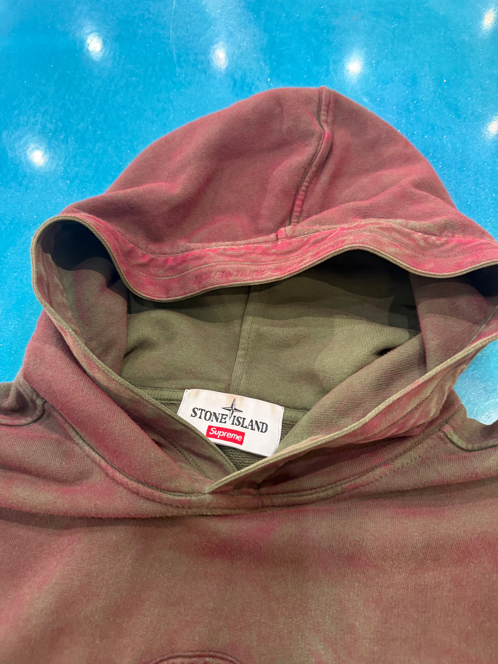 Stone Island Supreme Hoodie (L) rug