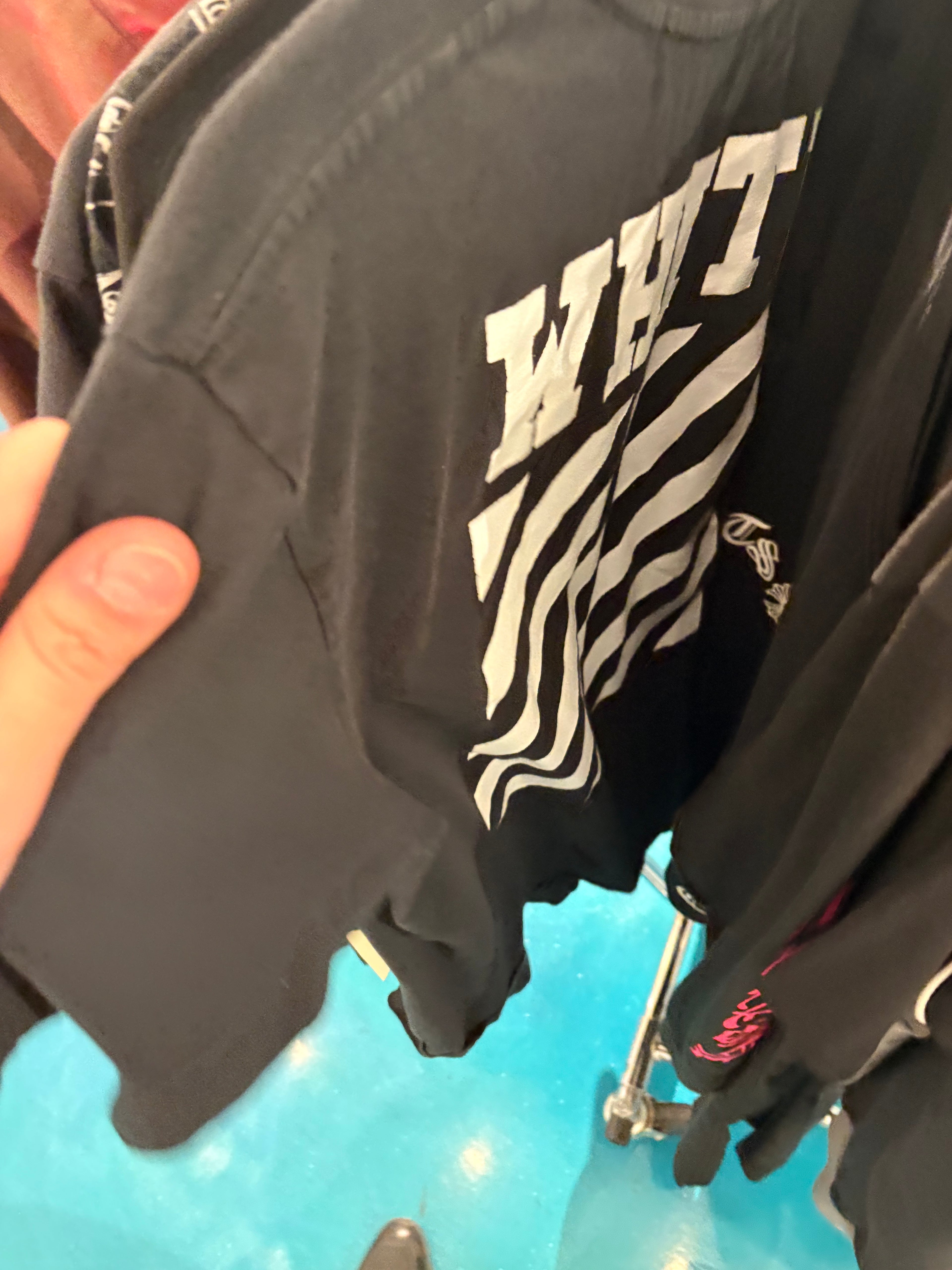 off white tee D