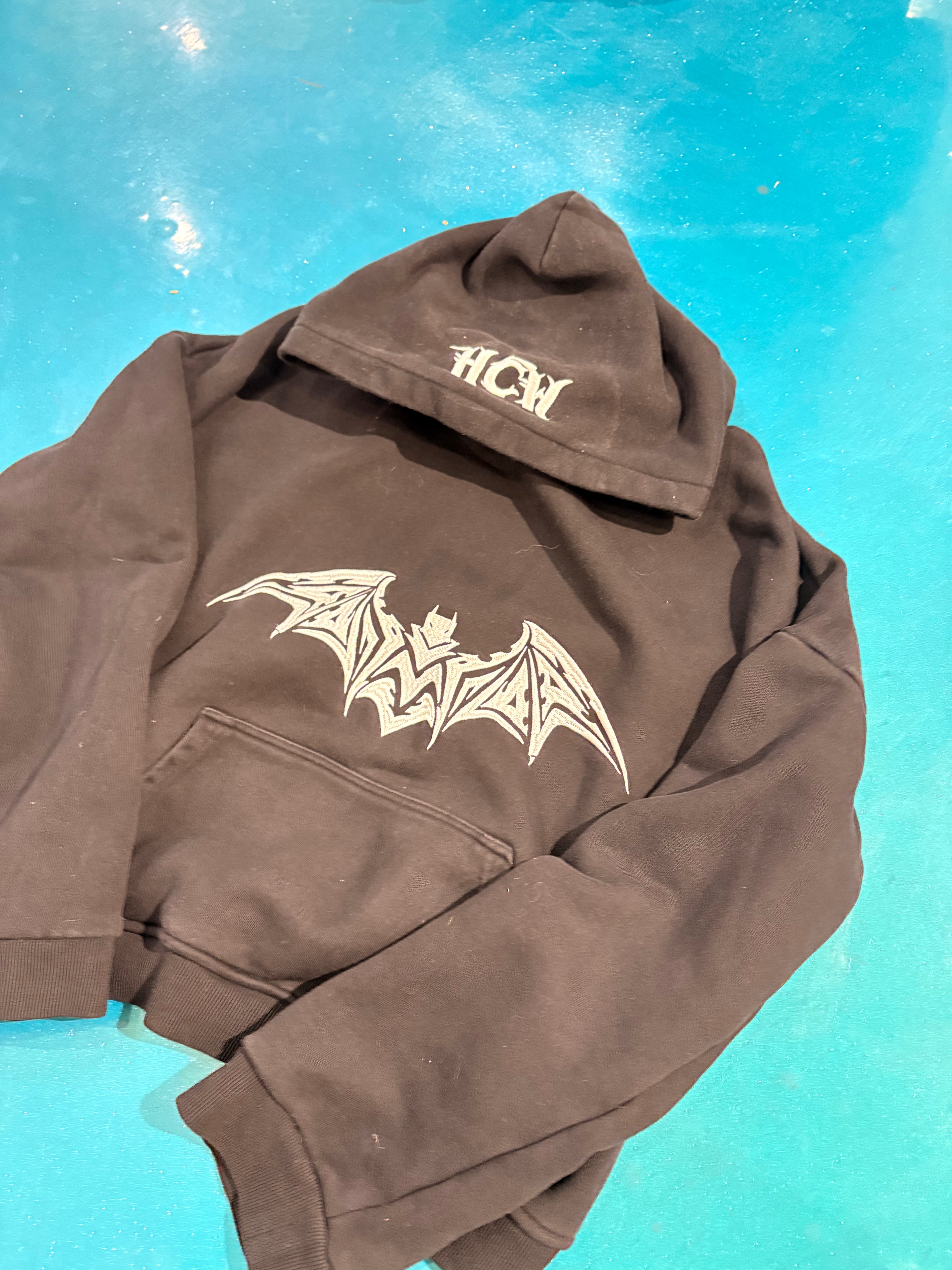 HCW Batwing Hoodie (M)