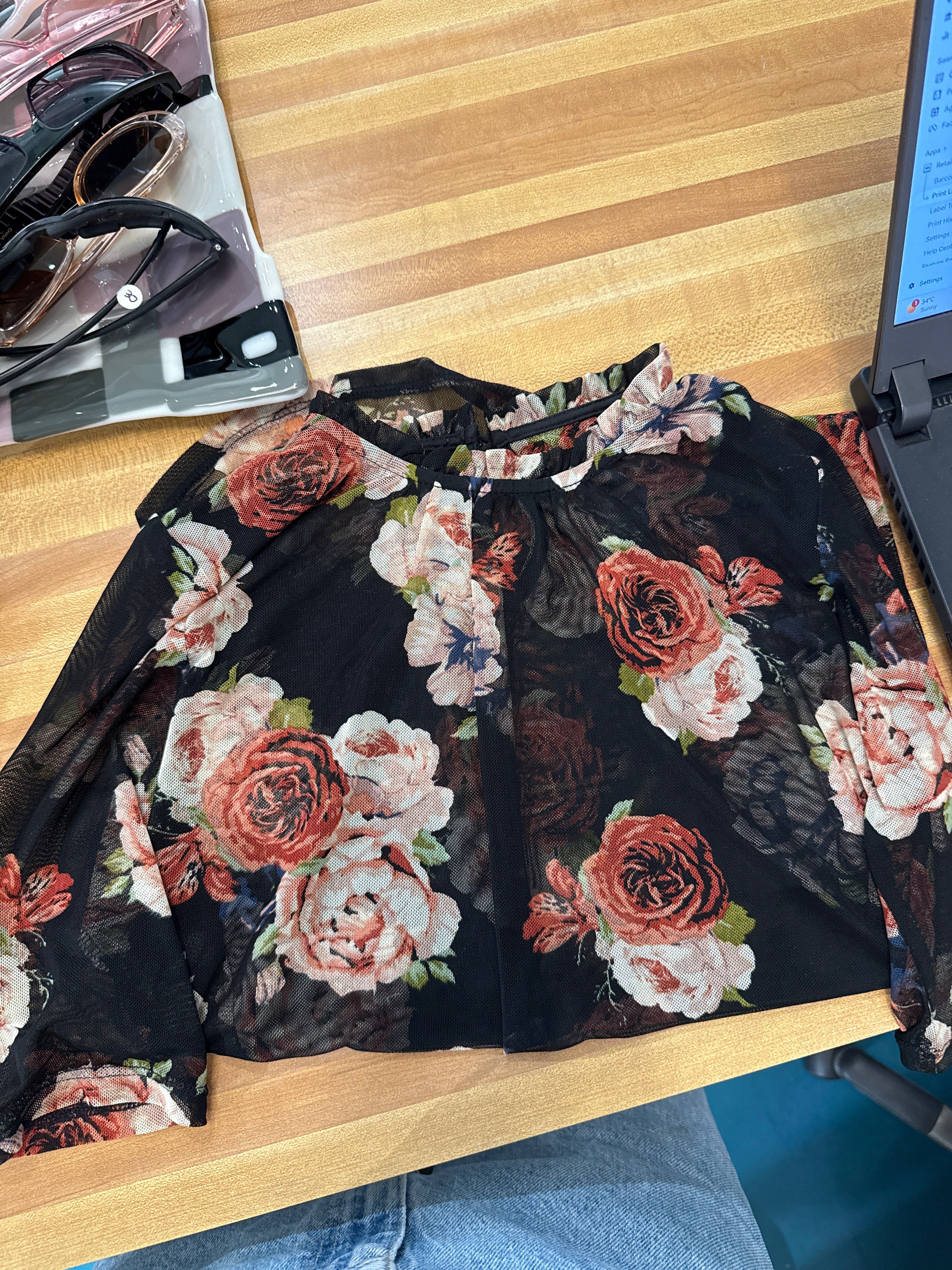 Mesh Flower Top (M)