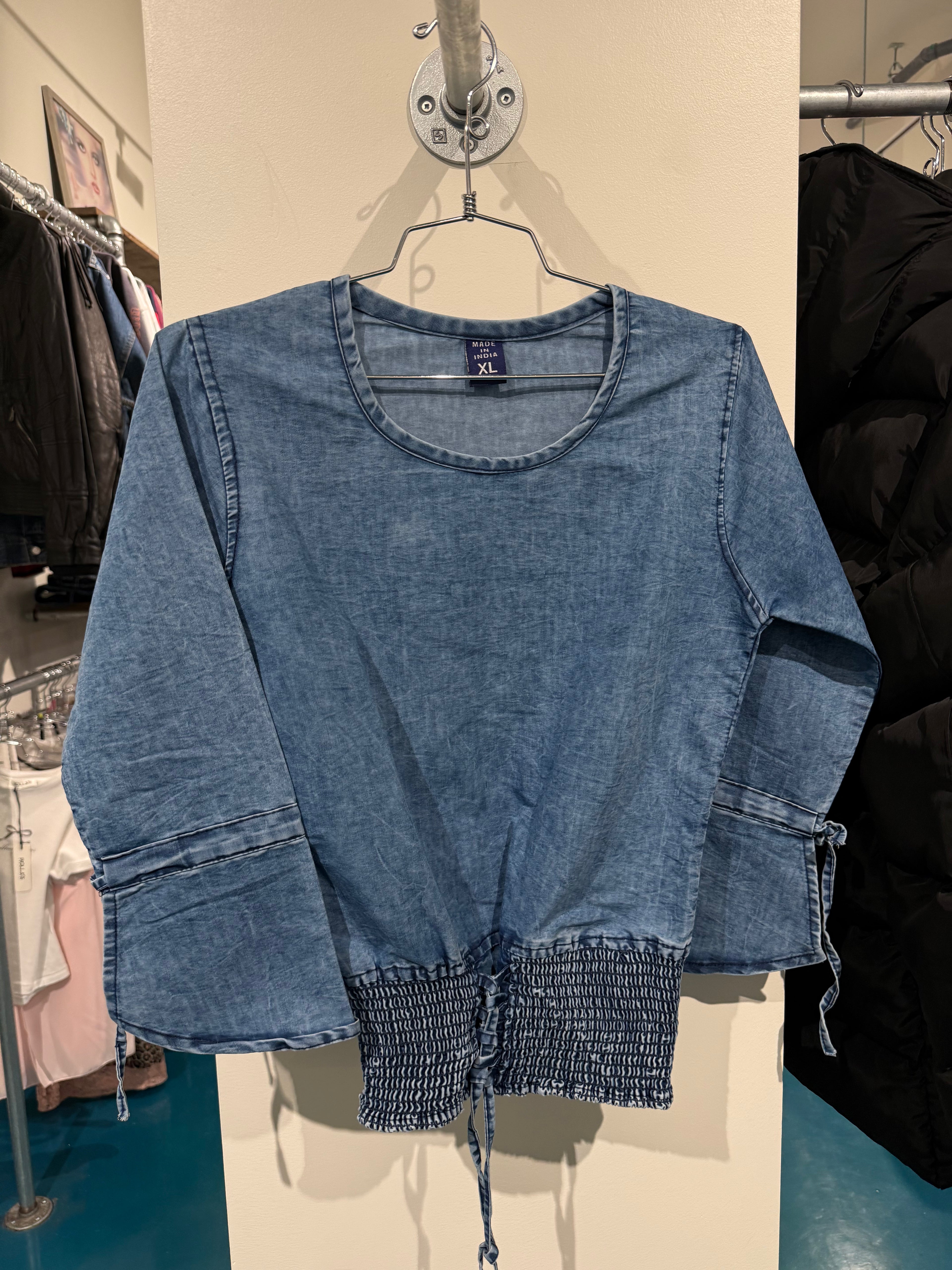 Jean Smock Top (M)